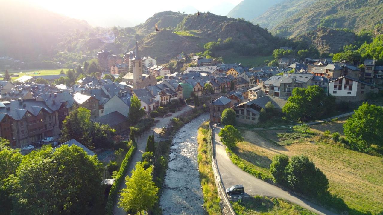 Apartament Comfortable Amb Vistes I Centric By Rural D'Aneu Esterri d'Àneu Dış mekan fotoğraf