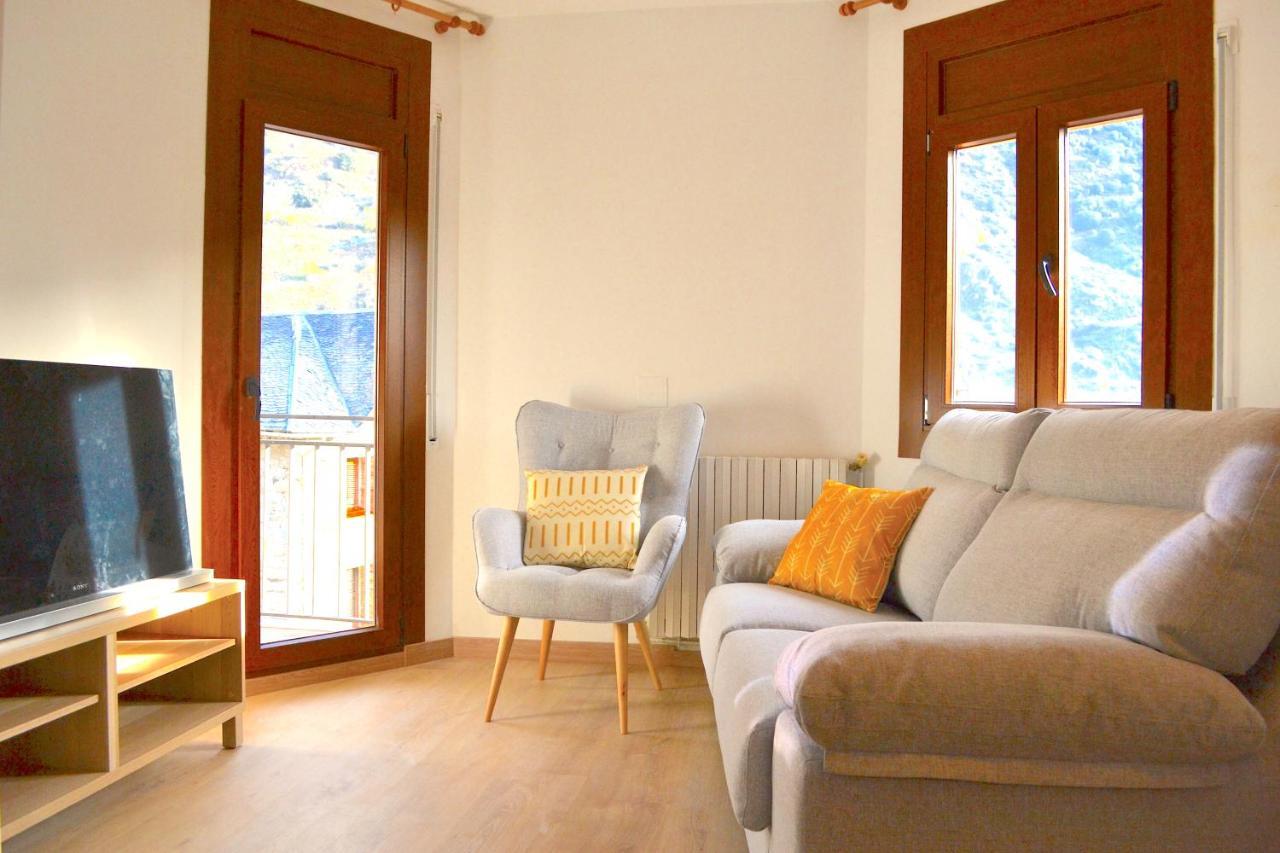 Apartament Comfortable Amb Vistes I Centric By Rural D'Aneu Esterri d'Àneu Dış mekan fotoğraf