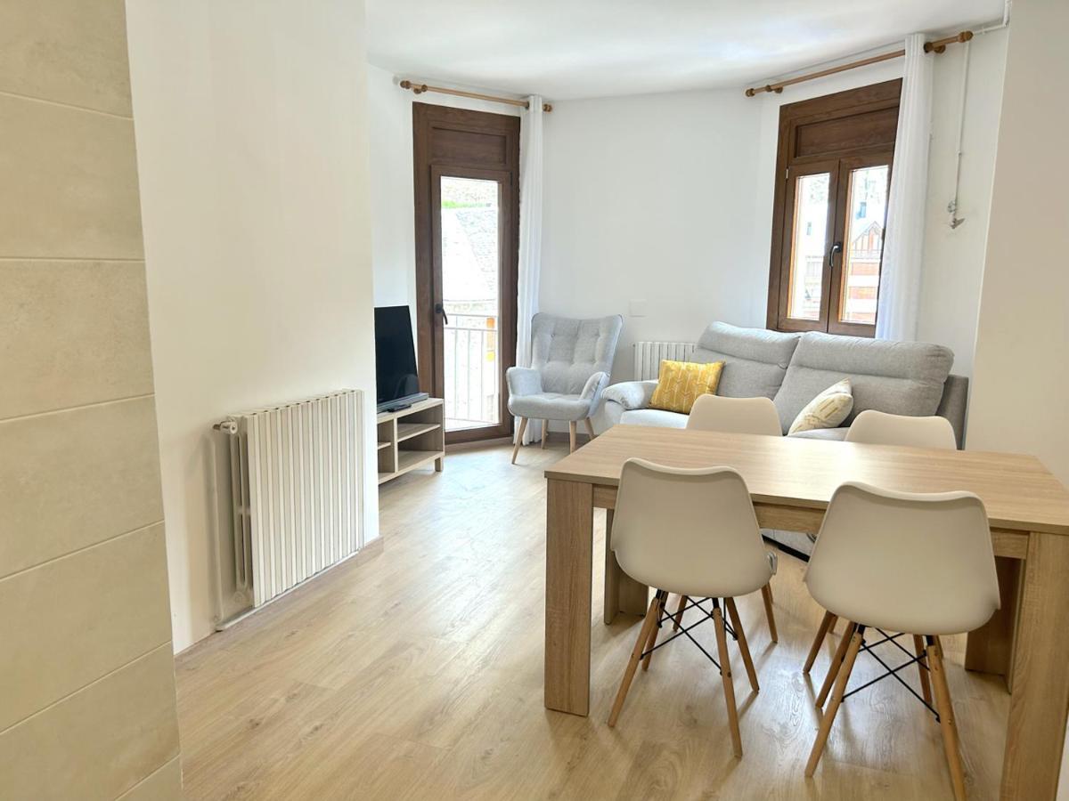 Apartament Comfortable Amb Vistes I Centric By Rural D'Aneu Esterri d'Àneu Dış mekan fotoğraf